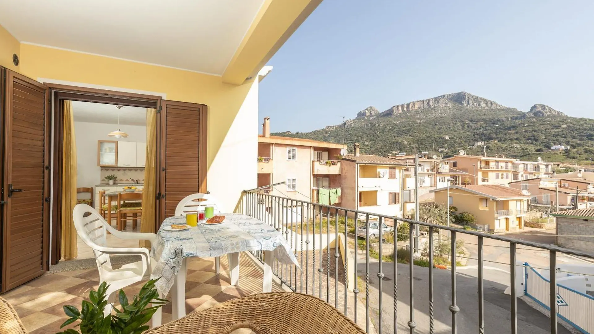 Casa Sa Montera A - Appartamento Con Balcone 산타마리아나바레제